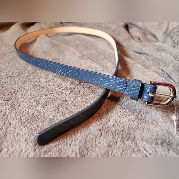 Blue Snakeskin Belt - Picture 2 of 3